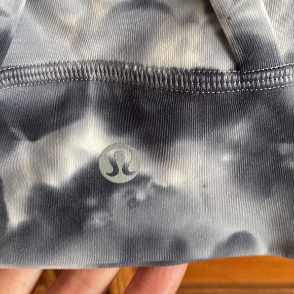 Lululemon energy bra Shibori color - Picture 5 of 6